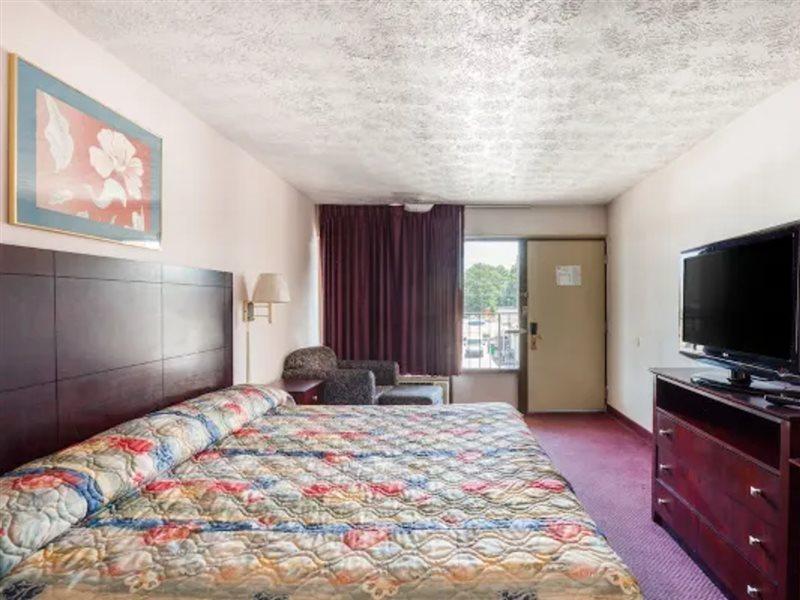 Oyo Hotel Decatur I-20 East & Wesley Club Dr Екстериор снимка